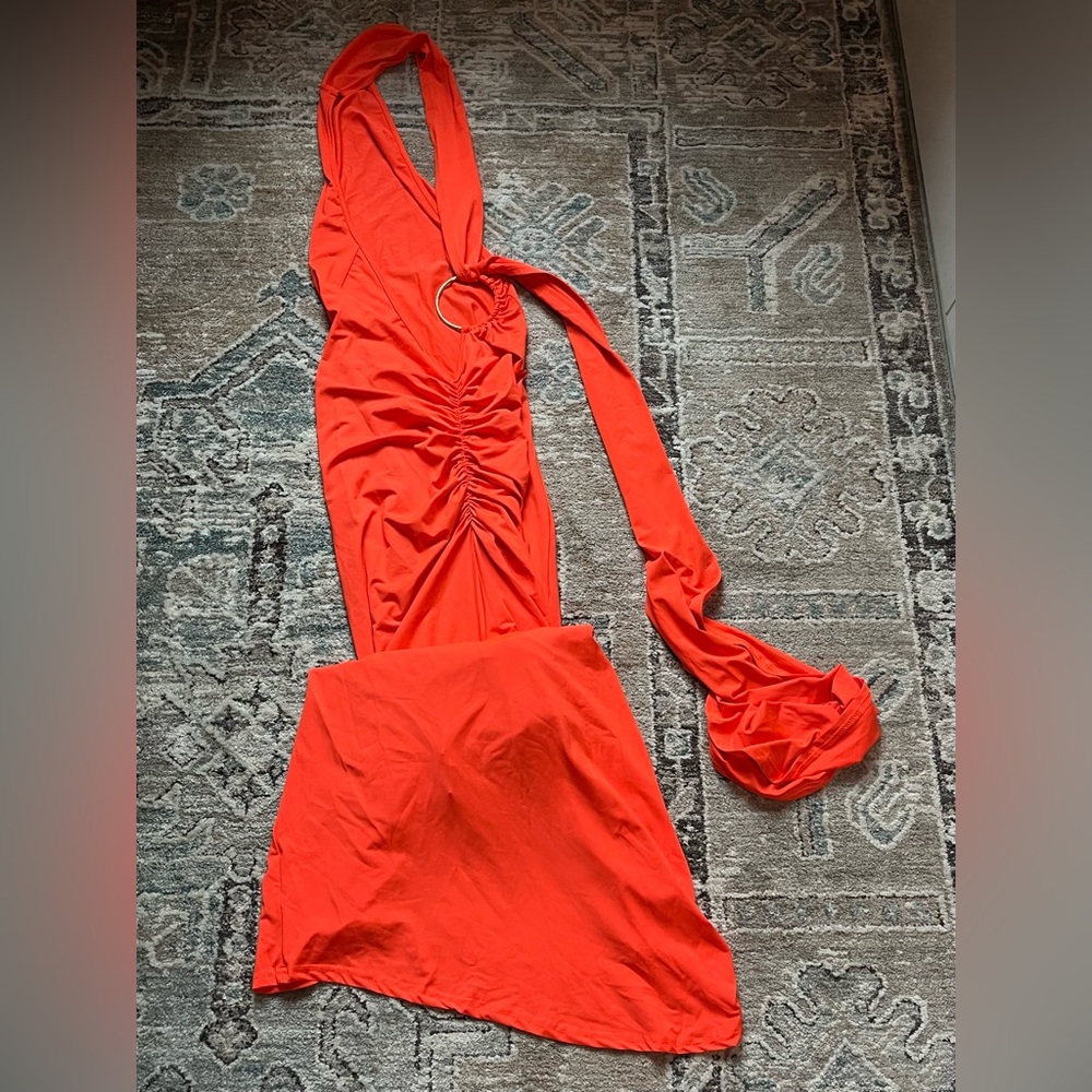 Off the shoulder body con cut out dress.